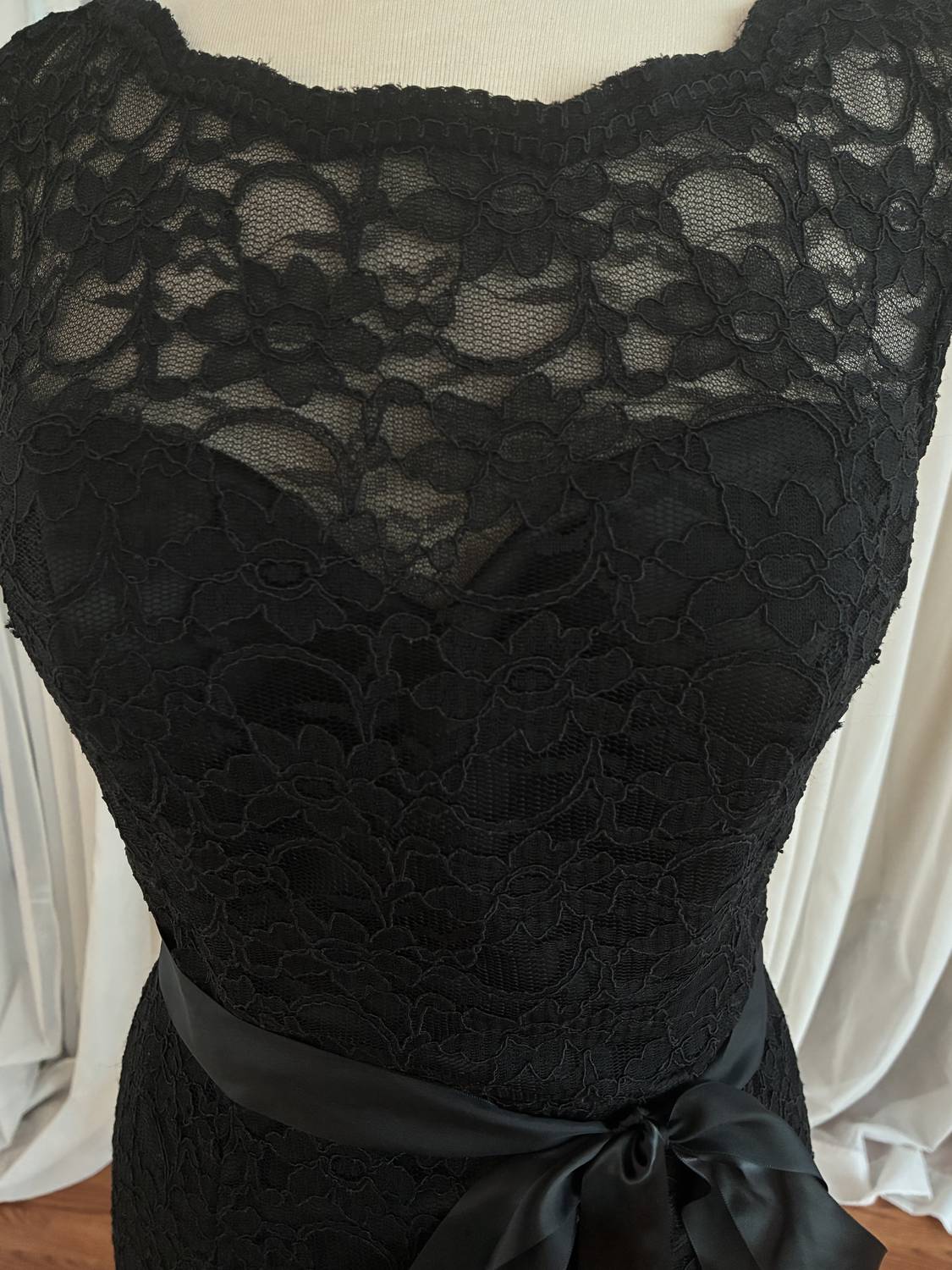 Morilee - Women's Lace Satin Tie Sash Formal Dress