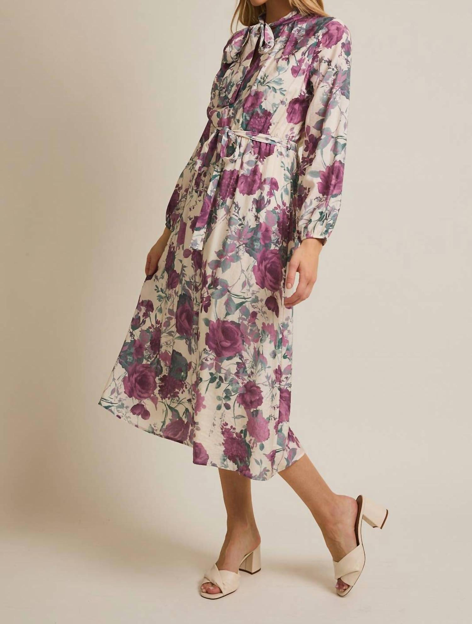 Gilli - Front Bow Tie Long Sleeve Print Midi Dress
