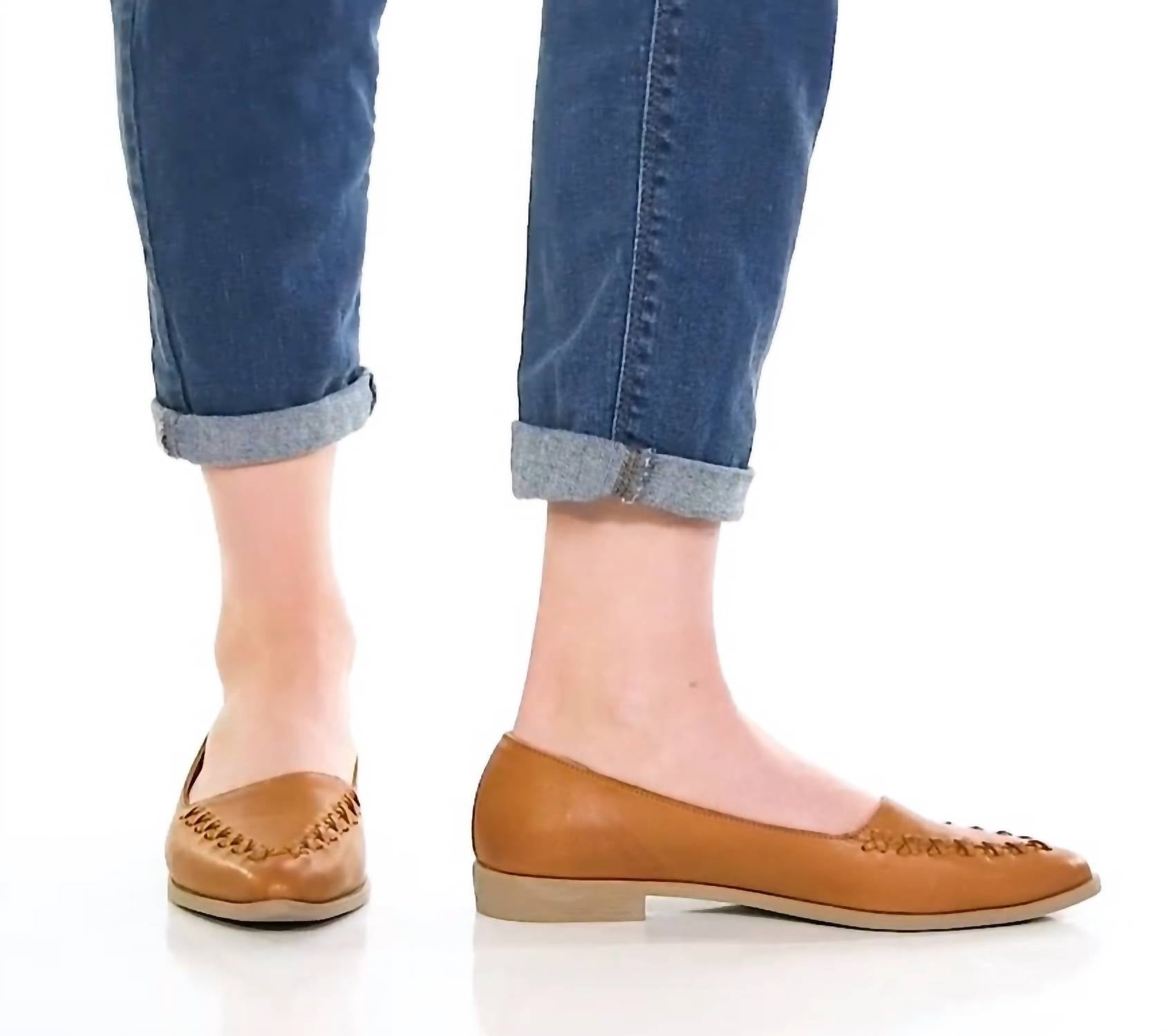 bueno Women's Brielle Flats in tan - women's flats - detail view