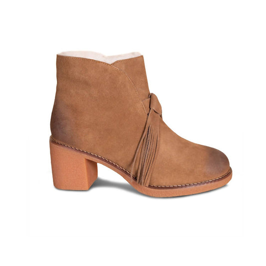 LADIES MADISON SHEEPSKIN BOOT