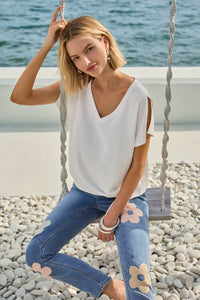 Frank Lyman - V-neck Tie Detail Pullover Top