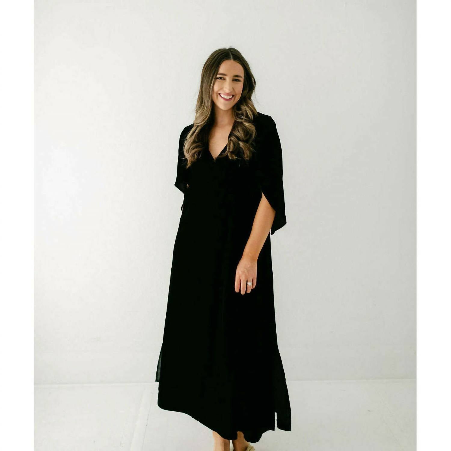 Anna Cate - Meredith Velvet Midi Dress