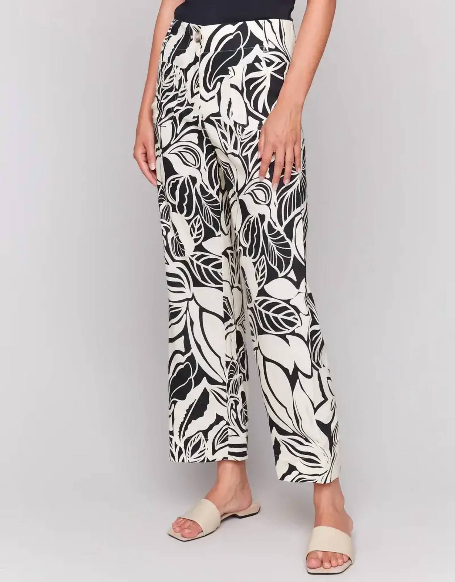 CHARLIE B Screen Printed Cropped Linen Blend Pant in botanical - women's pants - detail view