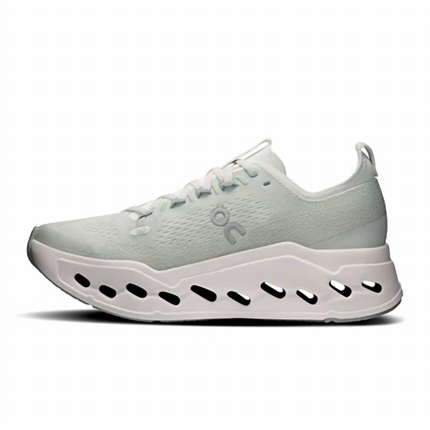 On - Women's Cloudsurfer Max Running Shoes