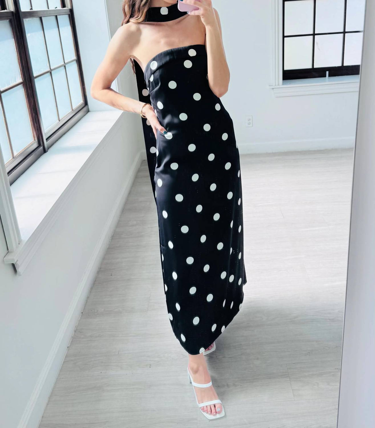 2.7 August Apparel - Marsy Backless Maxi Dress