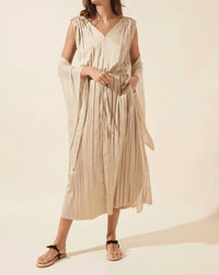 Lysse - The Packable Pleated Dress