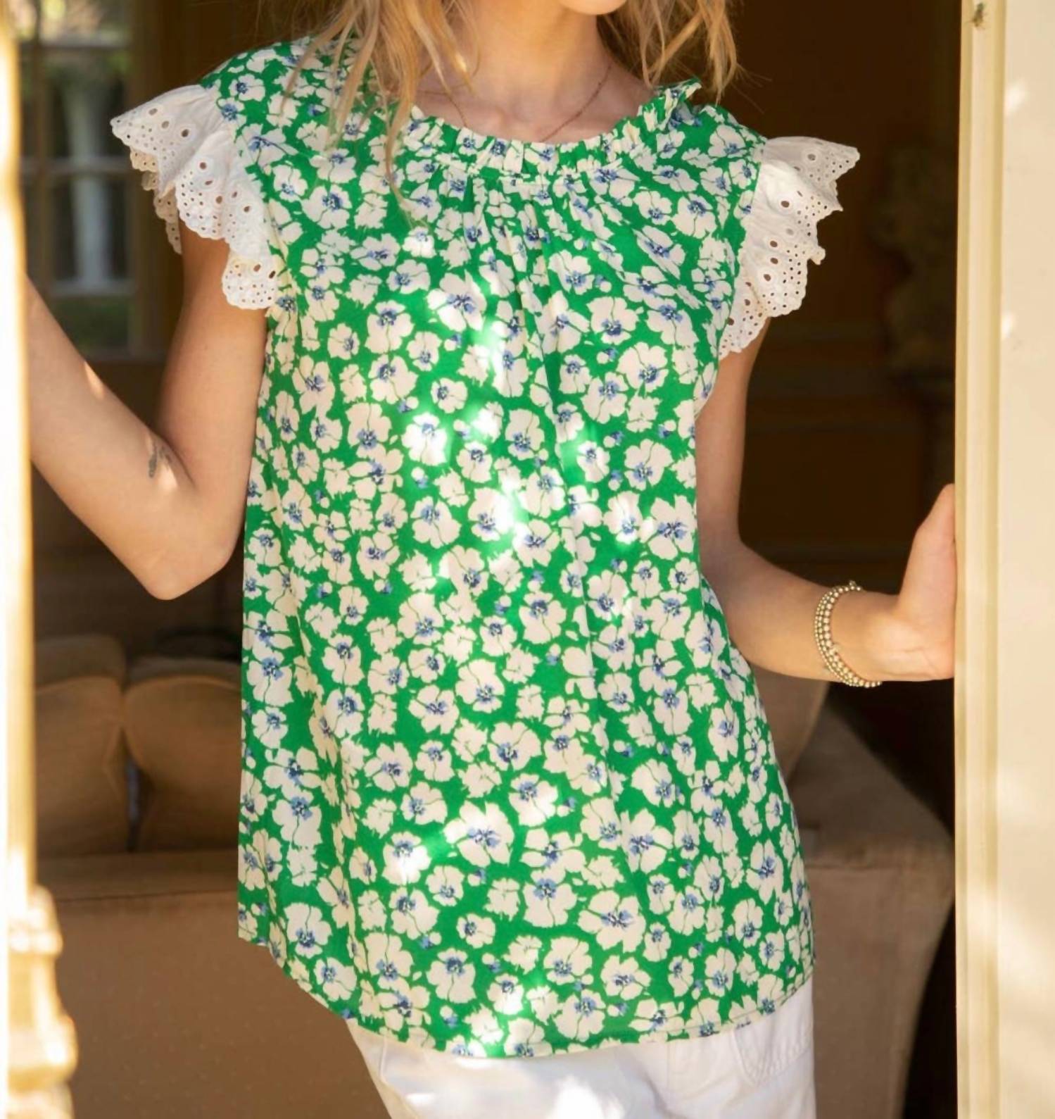 Voy - Emerald Isle Eyelet Ruffle Sleeve Print Top