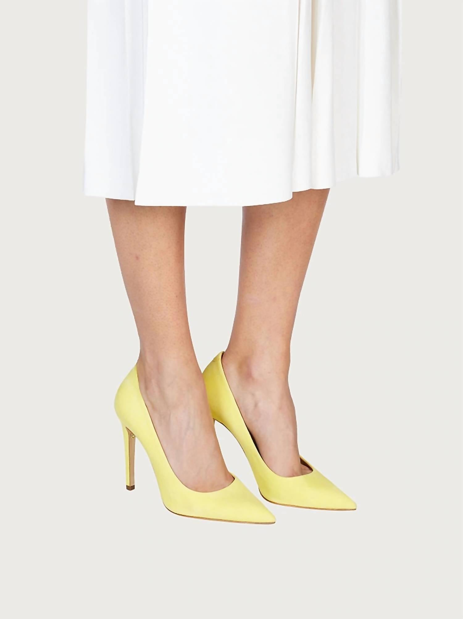 Salvatore Ferragamo - Women's Pointed-toe Pumps