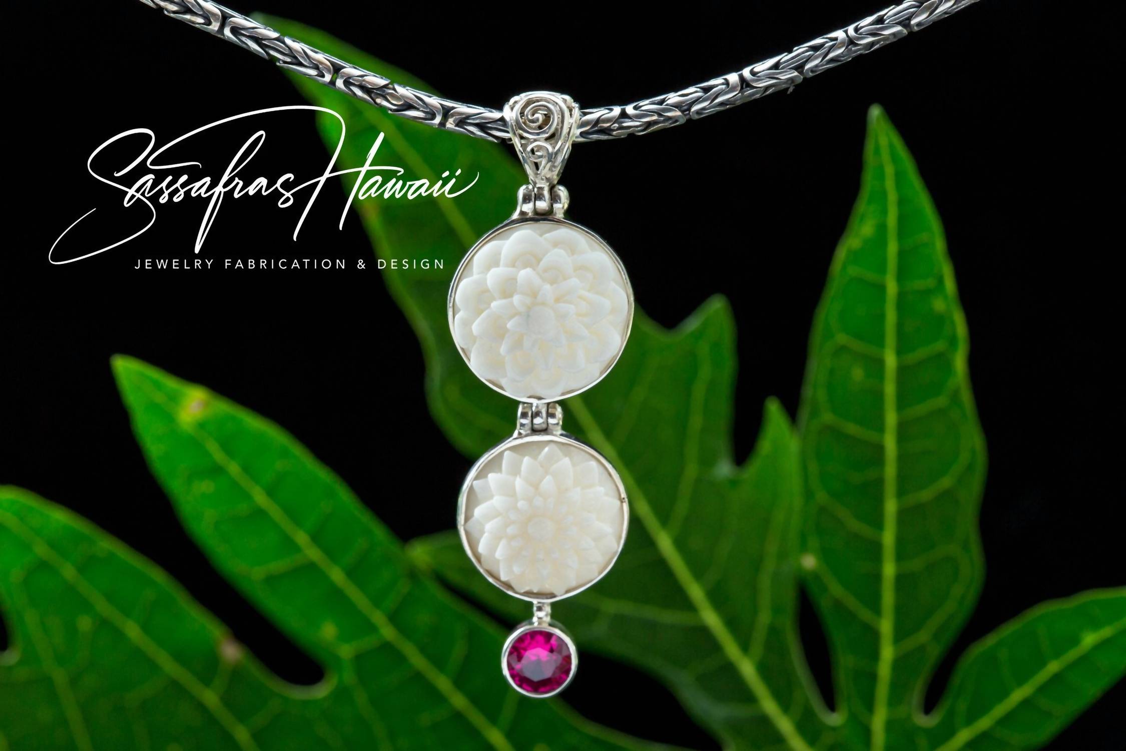 Sassafras Hawaii - Women's Lotus Pendant