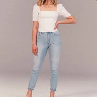 Abercrombie & Fitch - Curve Love High Rise Mom Jeans