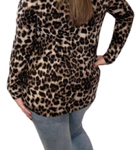 Honeyme - Leopard Pocket Long Sleeve Tee