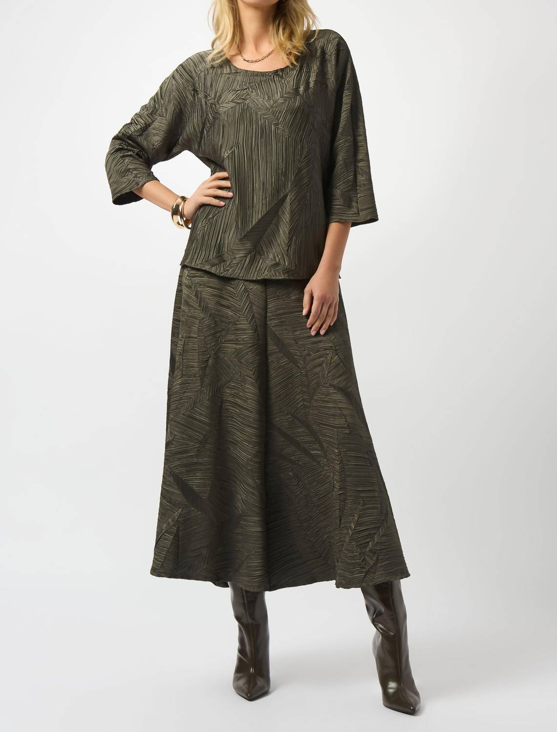 Joseph Ribkoff - Pleated Satin Boxy Top
