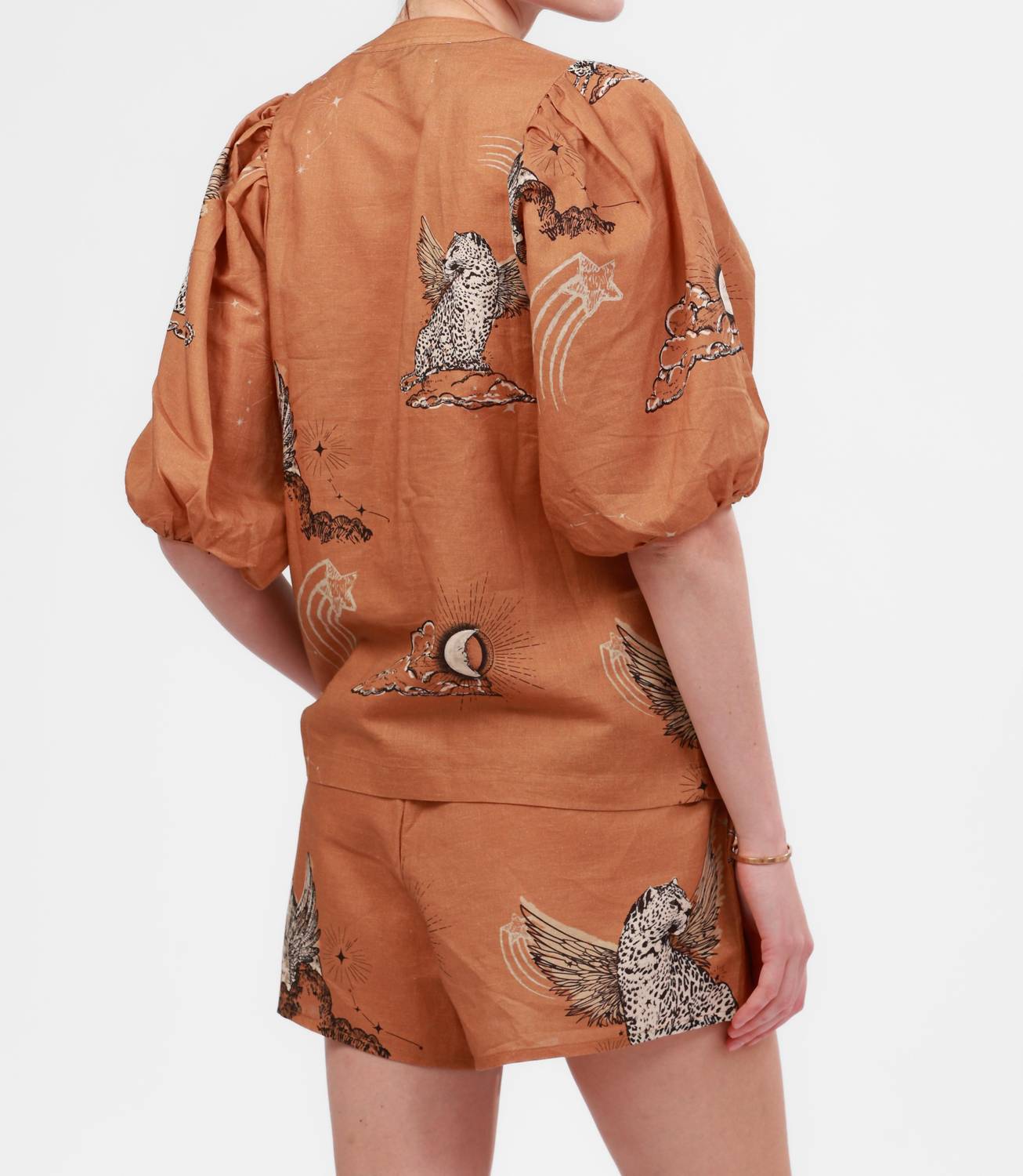 Las Sureñas - Balloon Astrology Shirt