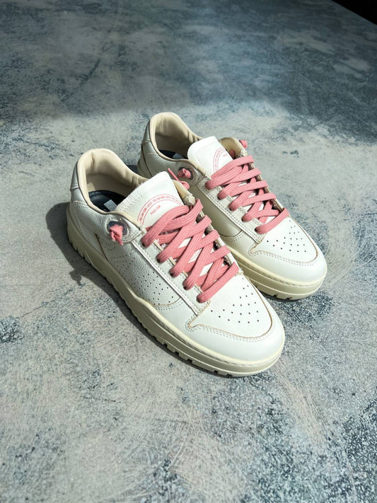 P448 - Women's Mason Sneaker