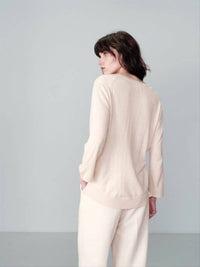 Grace & Mila - Naive V-neck Classic Sweater
