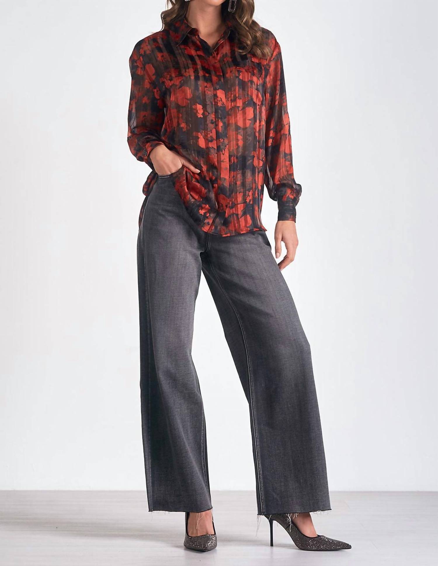 Elan - Pleated Button Up Shirt