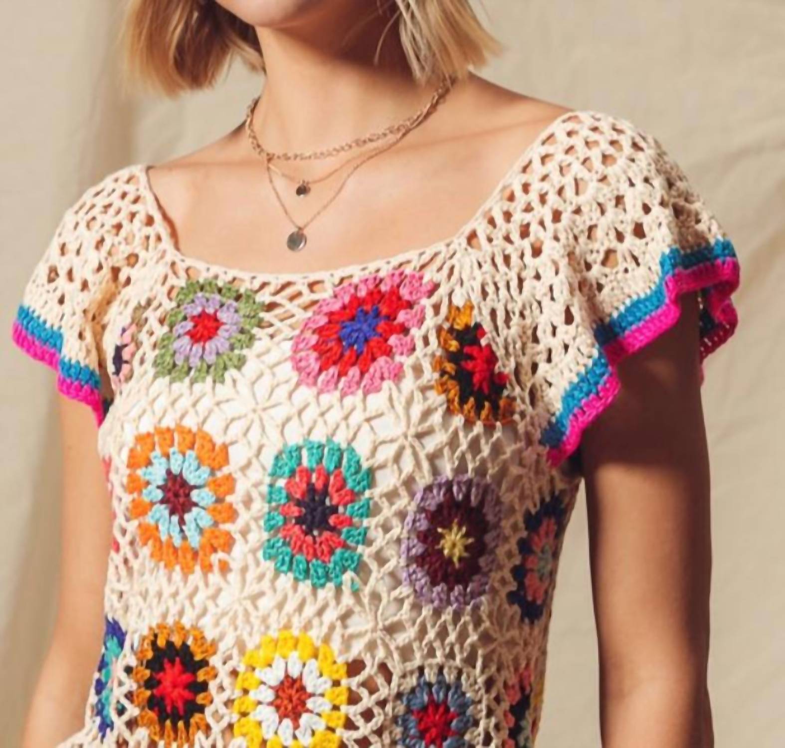 So Me - GRANNY SQUARE CROCHET TOP WITH FLUTTER SLEEVES