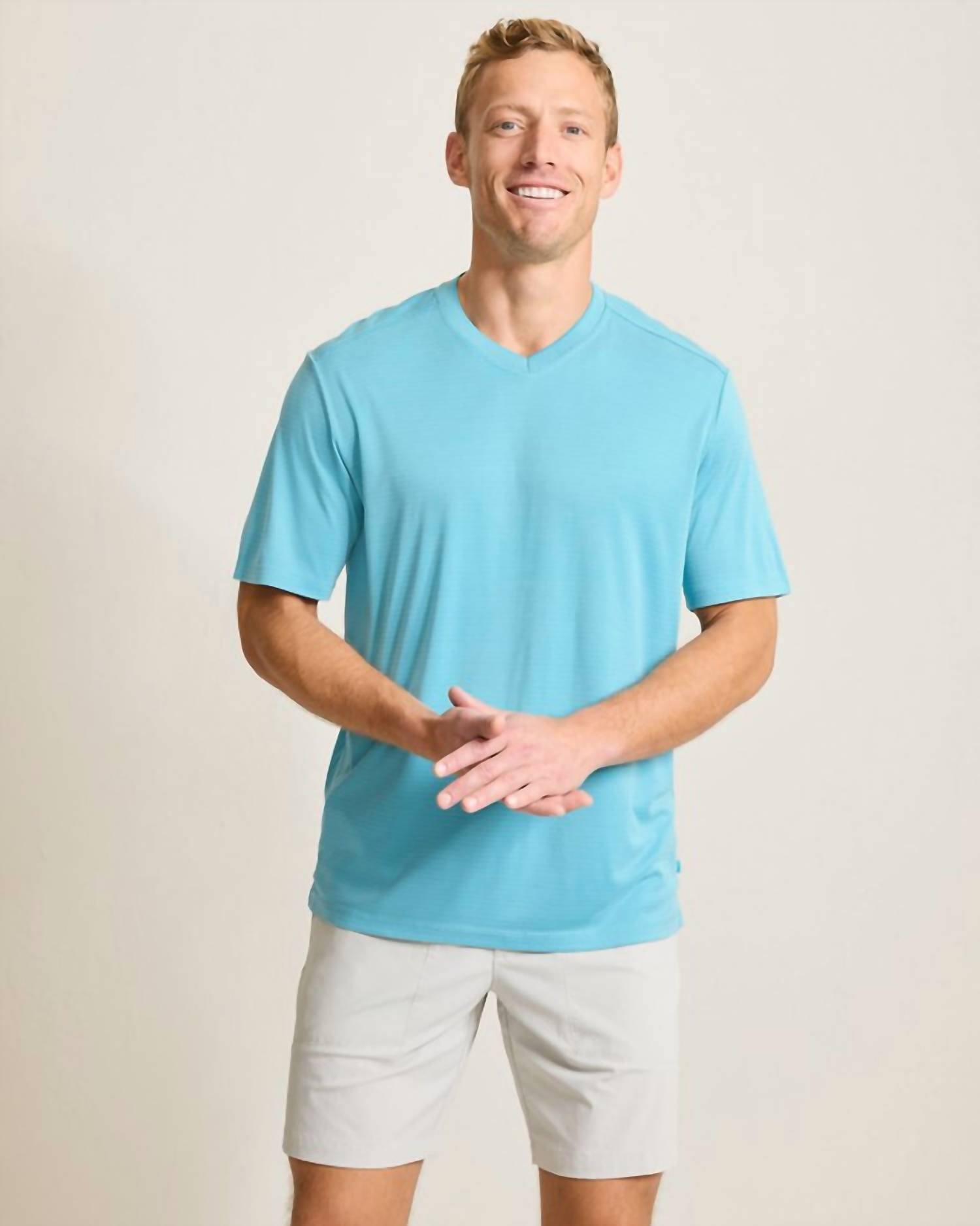 Tommy Bahama - Men's Bay Stripe V-neck Island Zone T-shirt