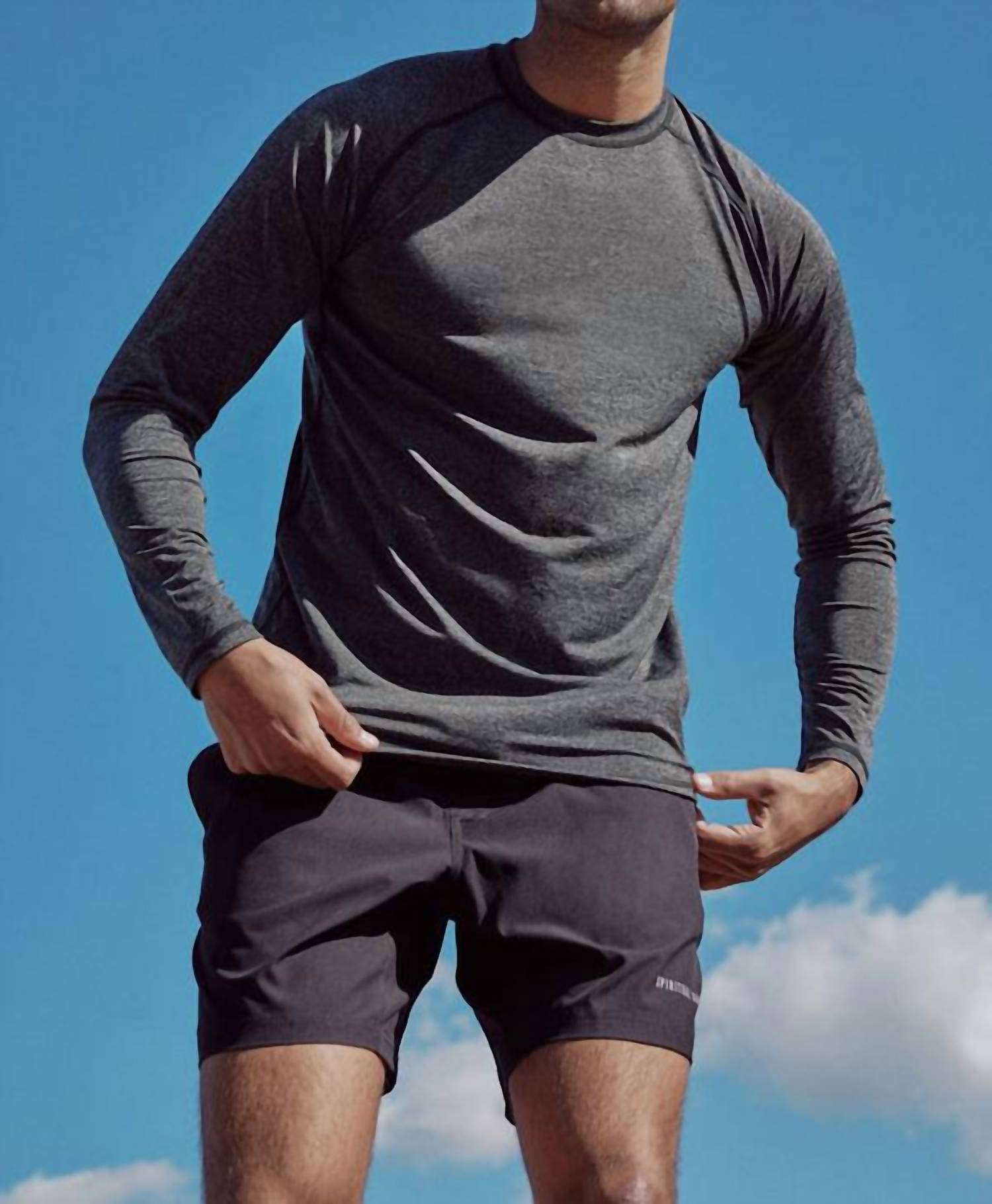 ARIES ACTIVE LONG SLEEVE TEE