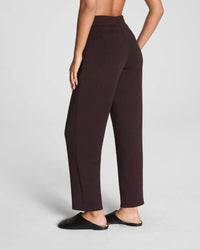 Spanx - Airessentials Slim Straight Pant