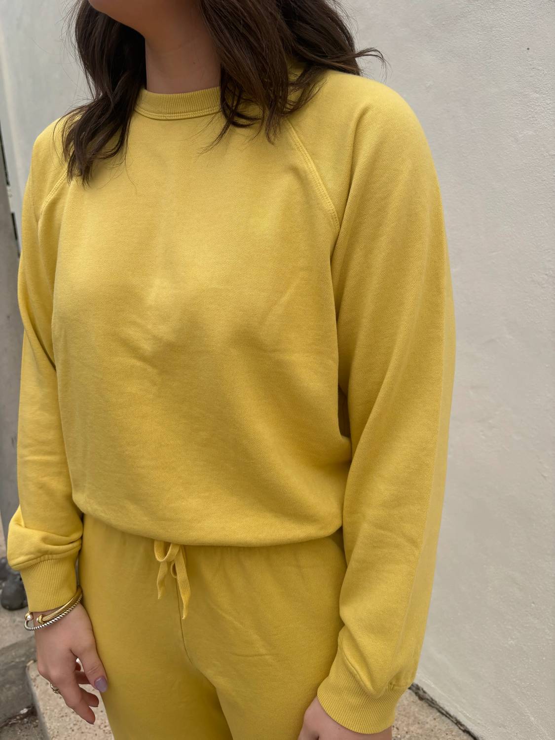 Bobi - Classic Raglan Pullover