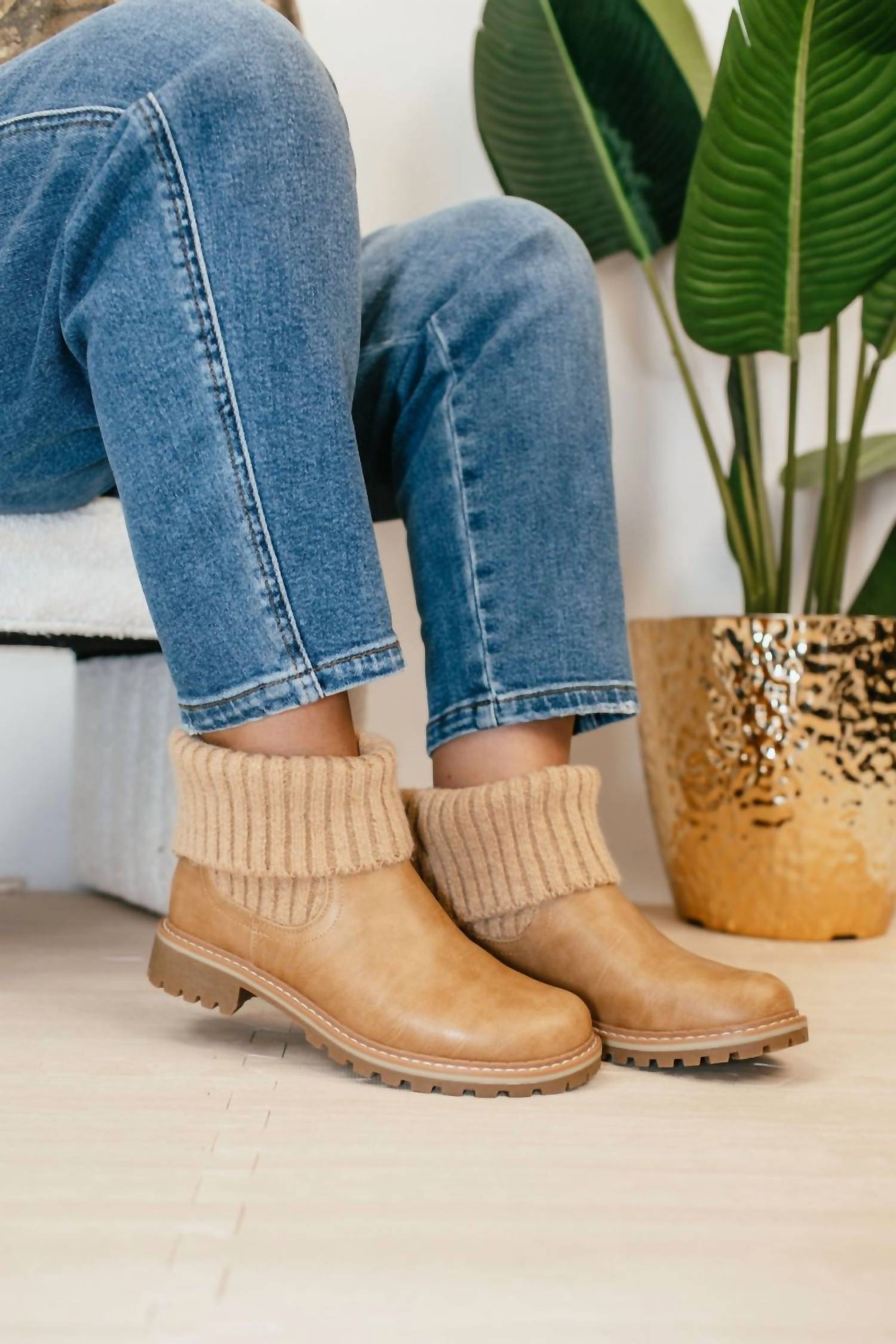 Corkys Footwear - Women's Quiver Bootie
