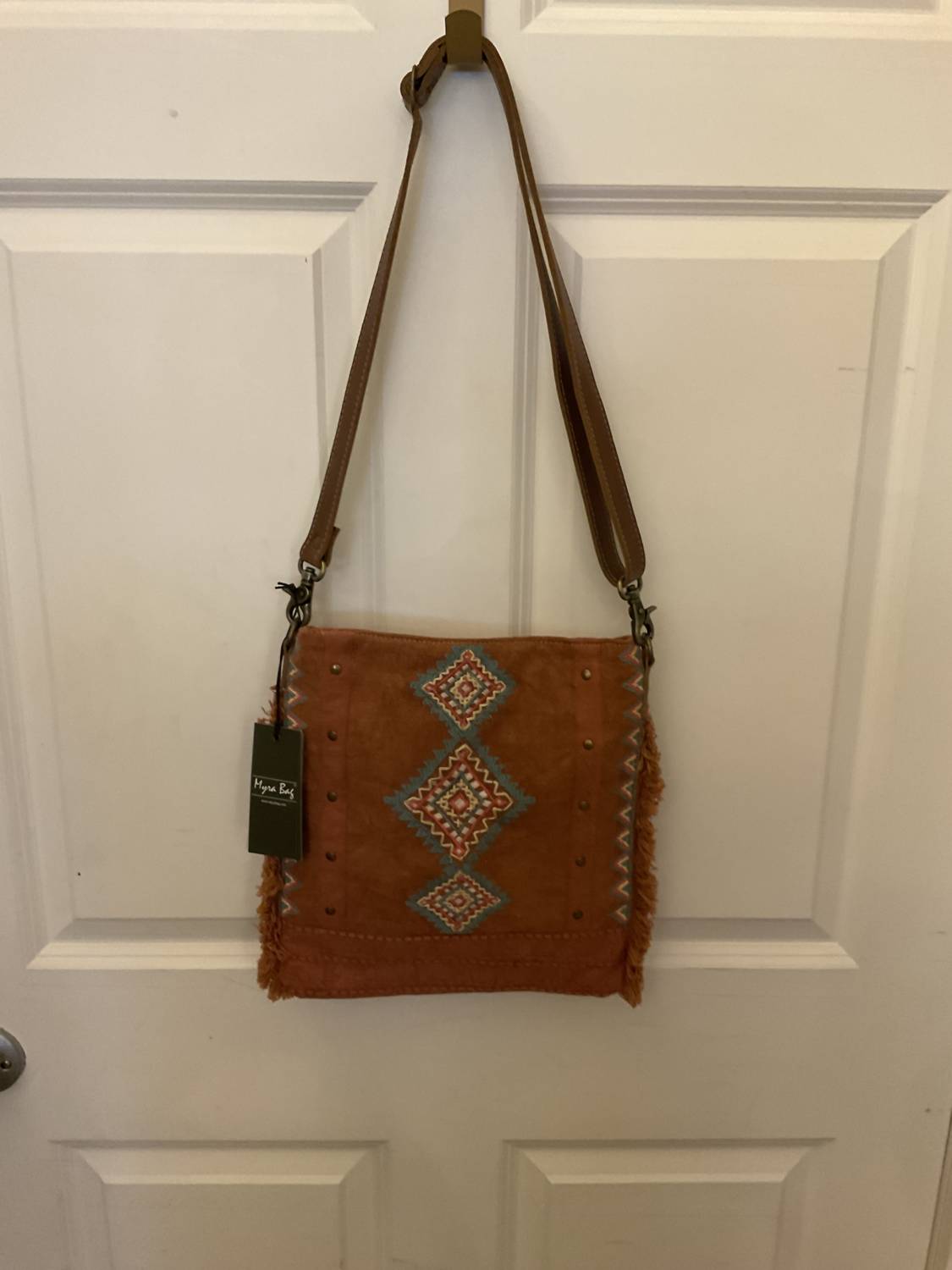 Myra - Women's Diamond Trail Shoulder Bag