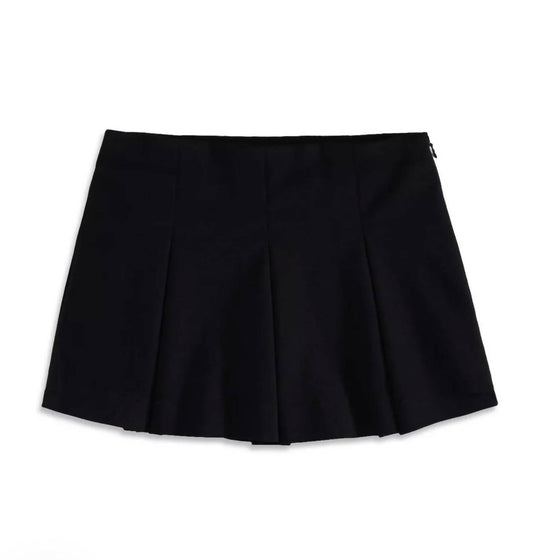 Katie J Nyc - Heidi Skort