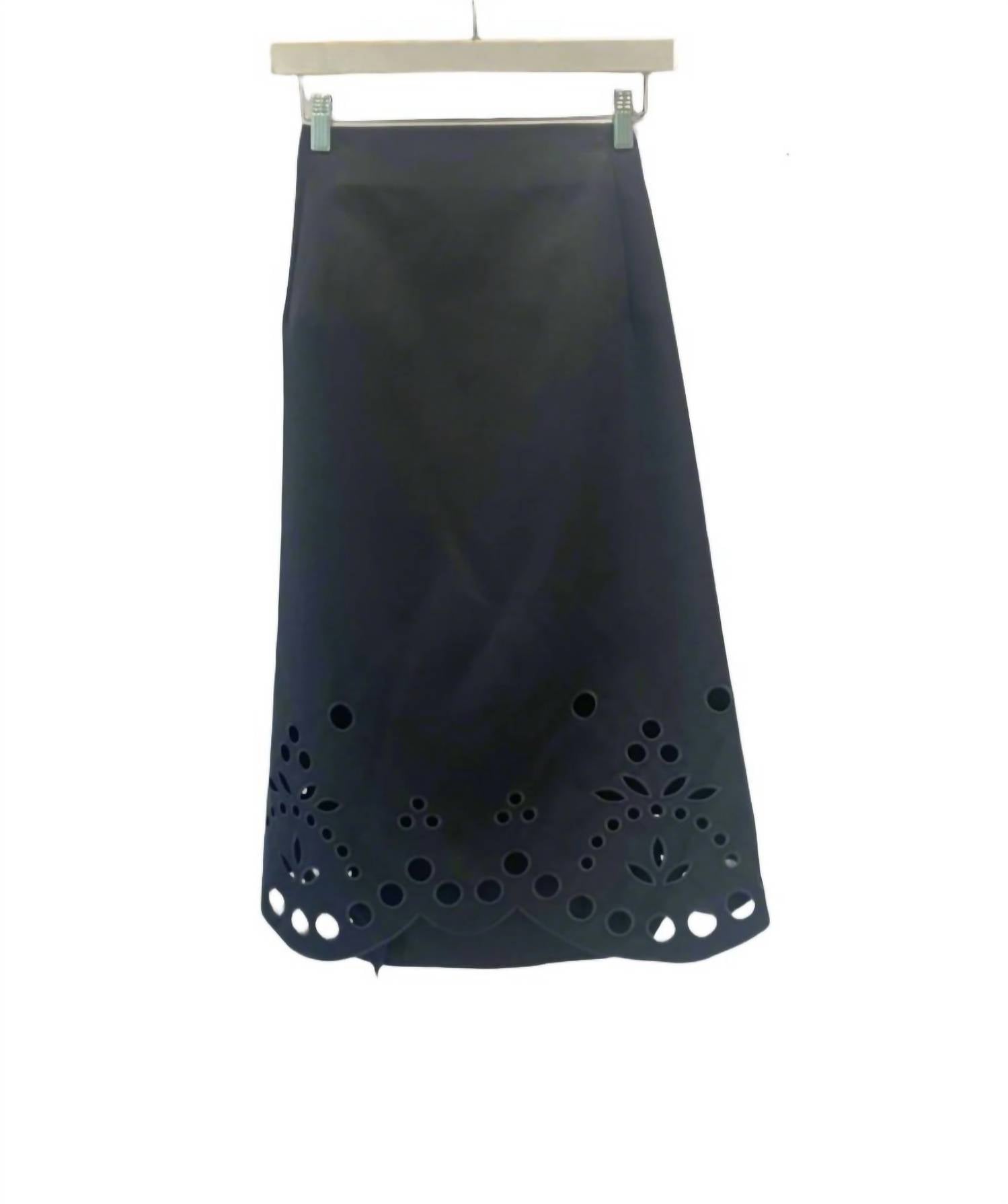 Mantu - Women's Skirt Punched Holes