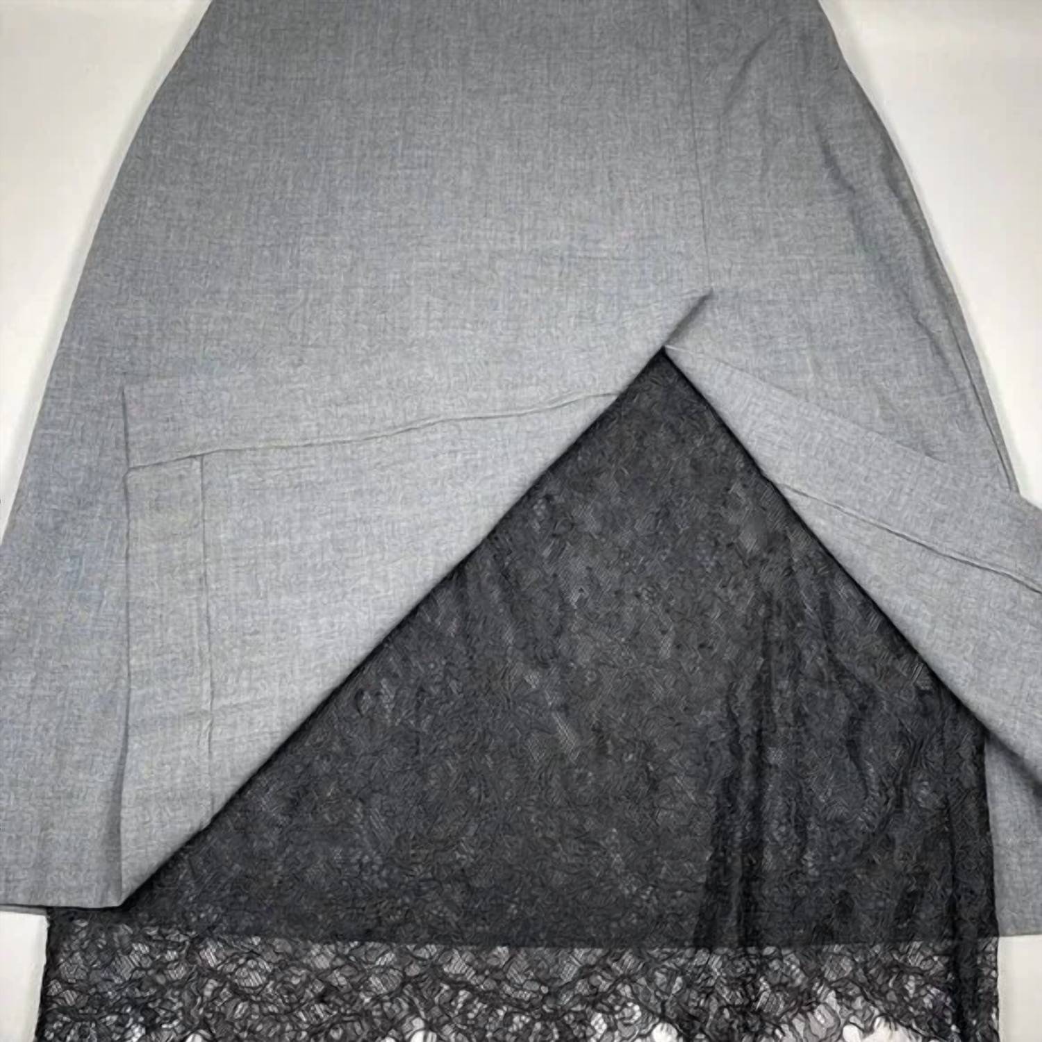 Astr - Women's Itzayana Pencil Skirt With Lace Trim
