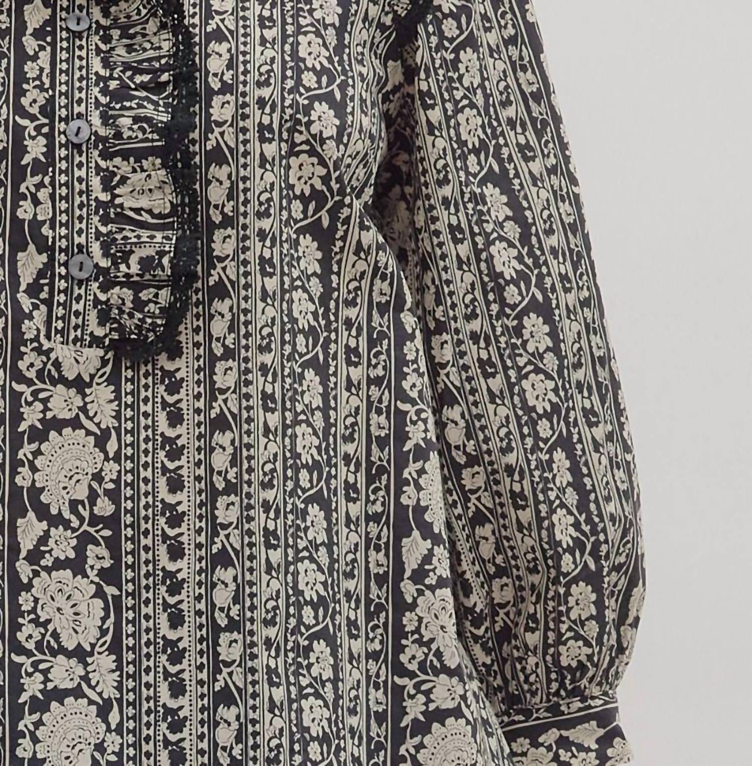 Entro - Floral Striped Flounced Top