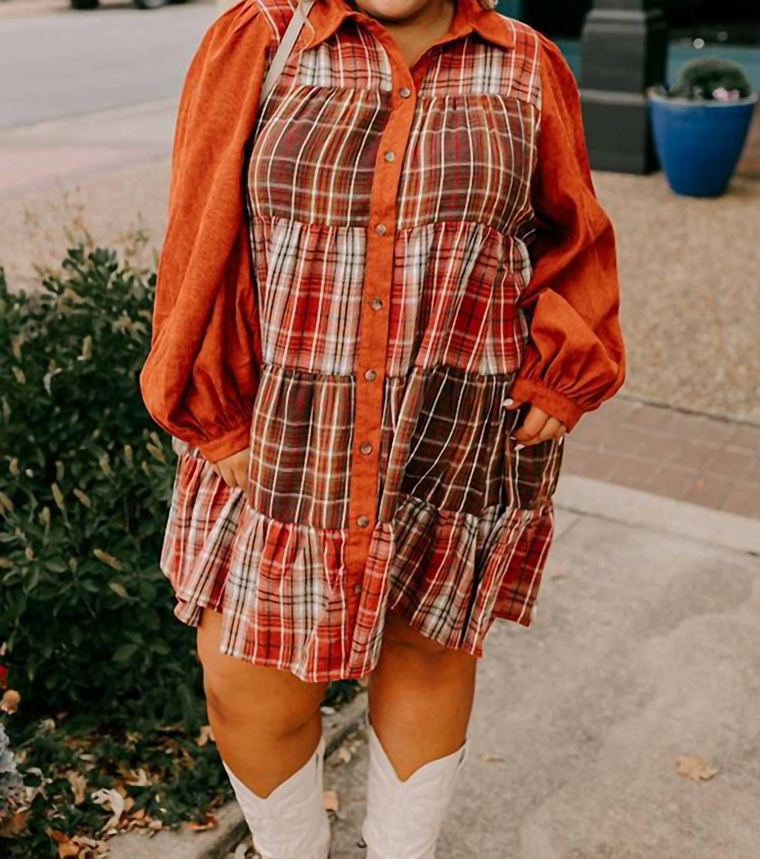 Entro - Fall Vibes Plaid Mini Dress - Plus