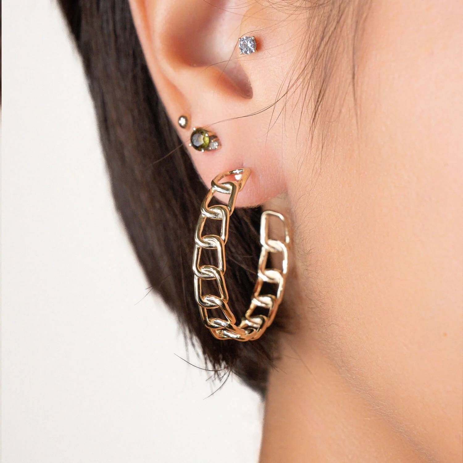 Gold & Honey - Women's Chunky Oval Link Hoop Earrings