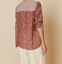 Indi & Cold - Cotton Gauze Vera Shirt With Two-tone Patch Print