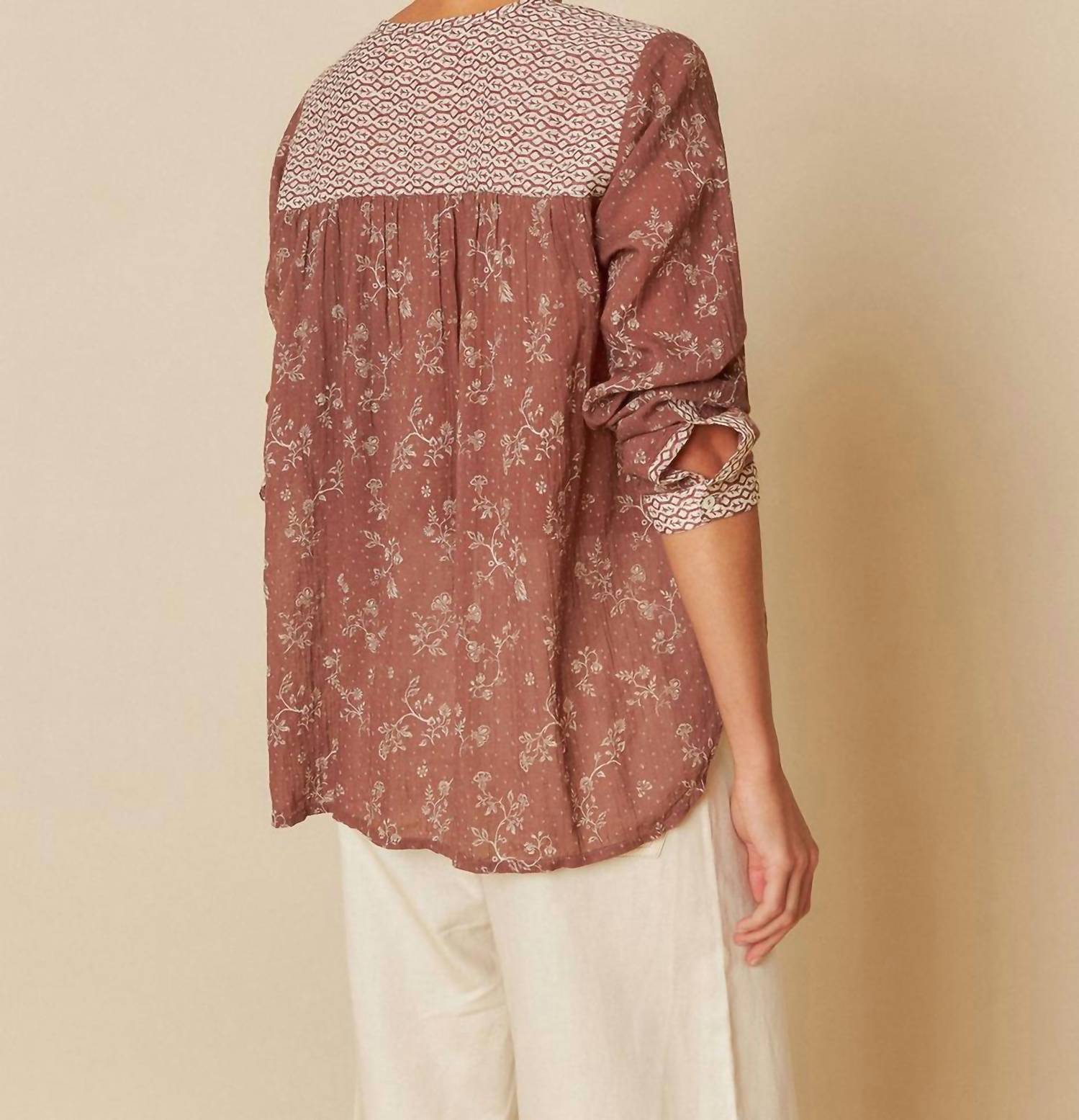 Indi & Cold - Cotton Gauze Vera Shirt With Two-tone Patch Print