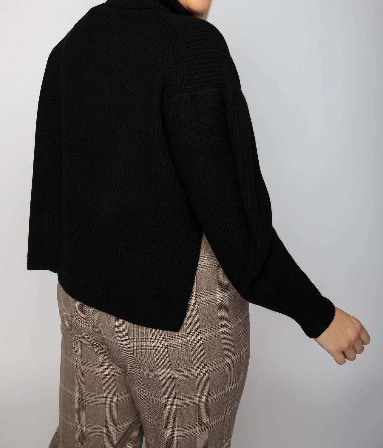 Psophia - Puff Sleeve Sweater - Plus