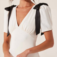 Astr - Sienna V-neck Dress