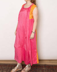 Psophia - Sleeveless Tie Dress