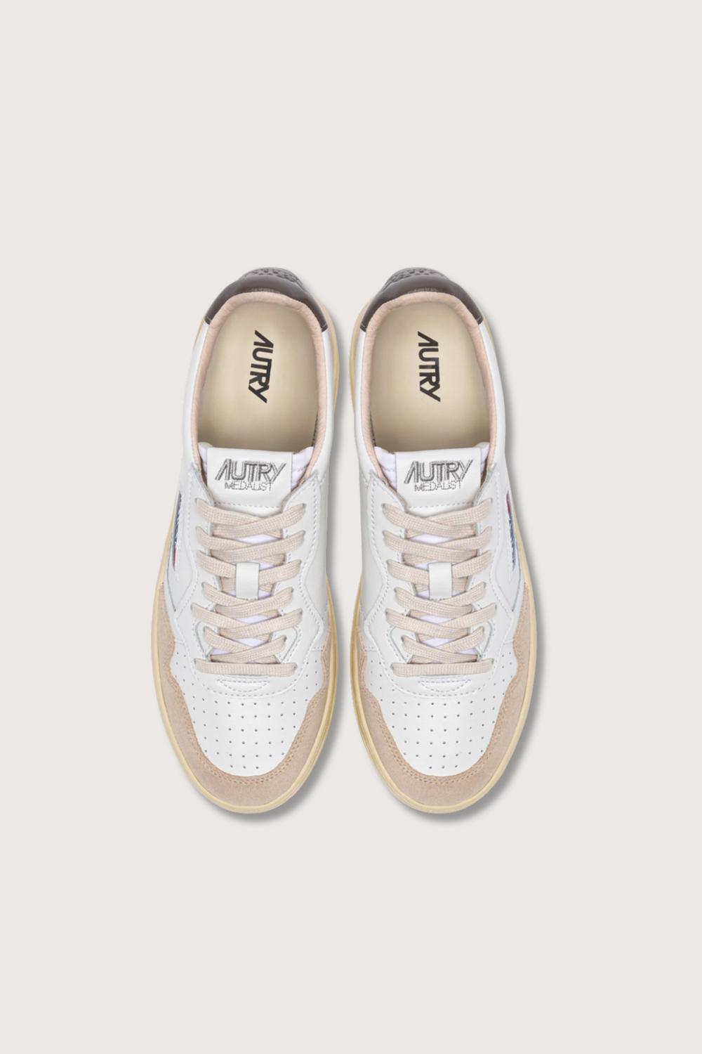 Autry - Women's Medalist Low Sneakers