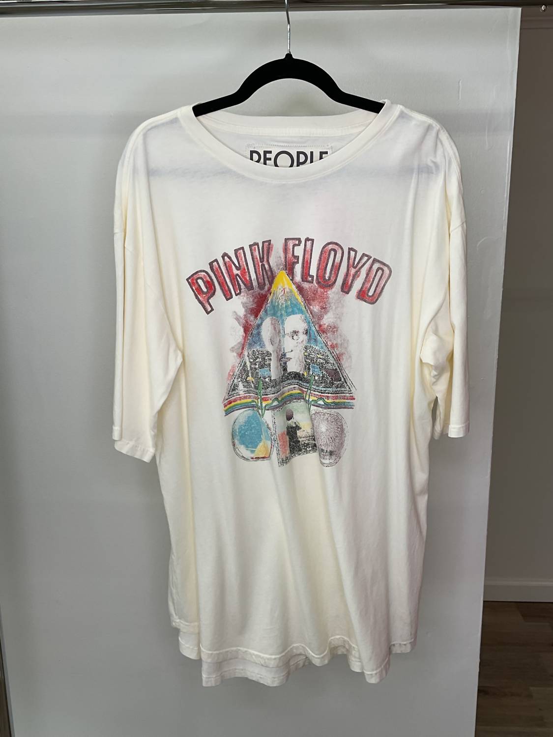People Of Leisure - Pink Floyd Division Tee