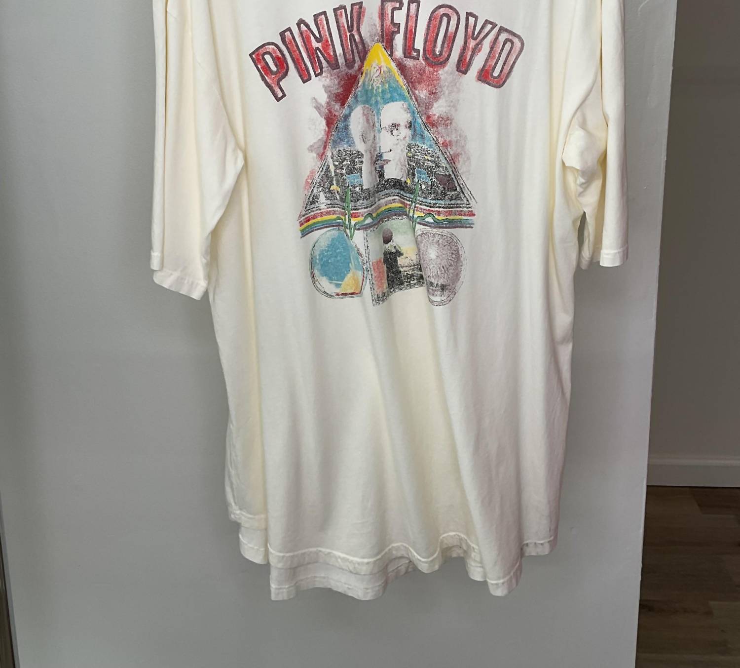 People Of Leisure - Pink Floyd Division Tee