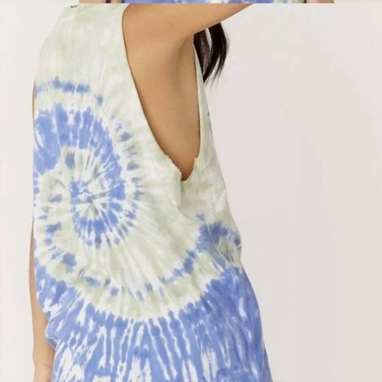 DAYDREAMER Beach Boys Bf Muscle Tank in tie dye - women's tank top - detail view