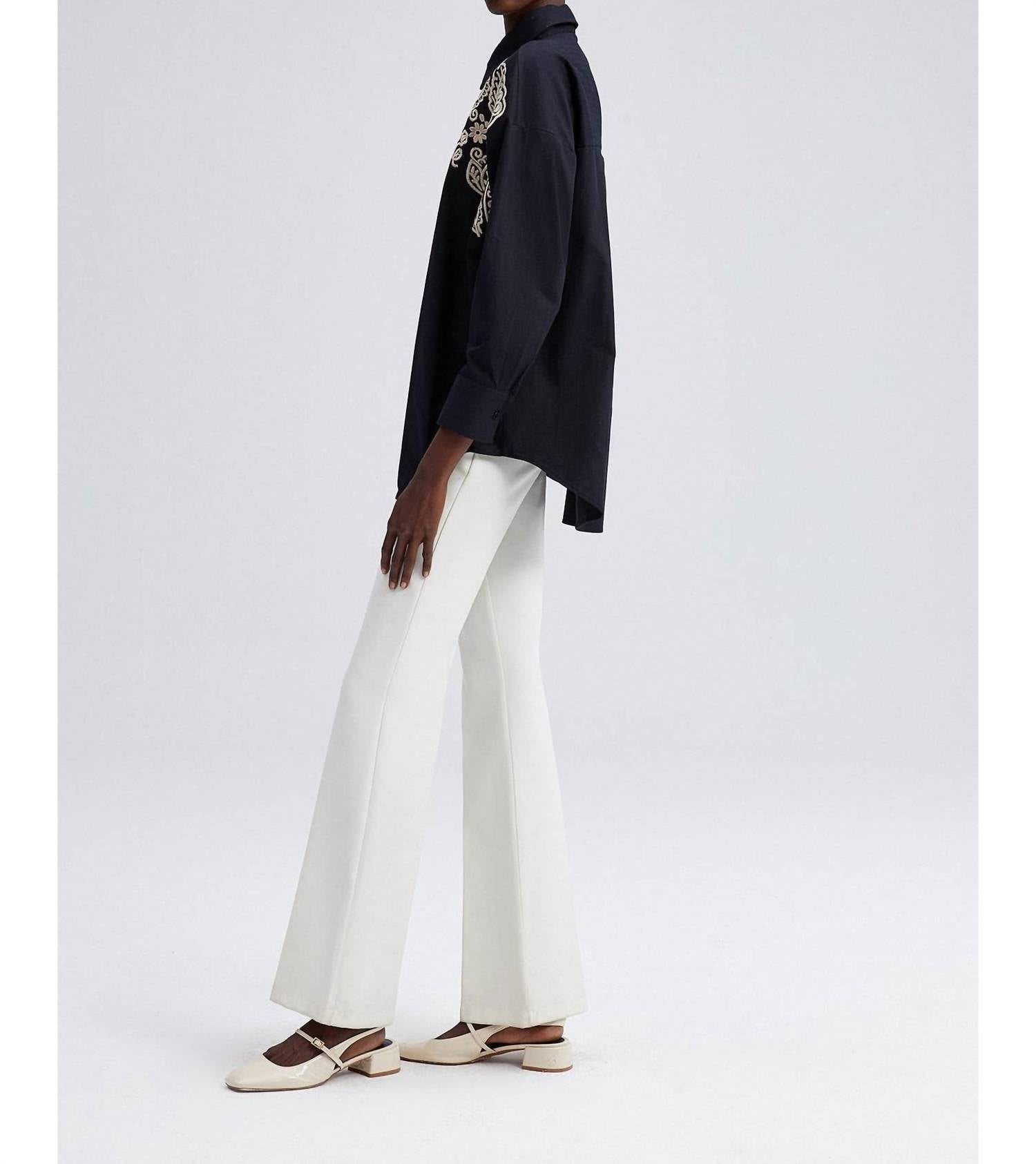 Touche Prive - Embroidered Front Oversized Shirt