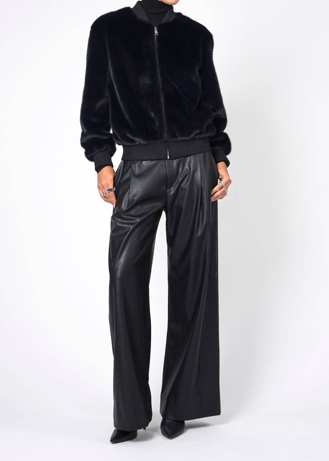 Nonchalant Label - Aurelia Faux Fur Jacket