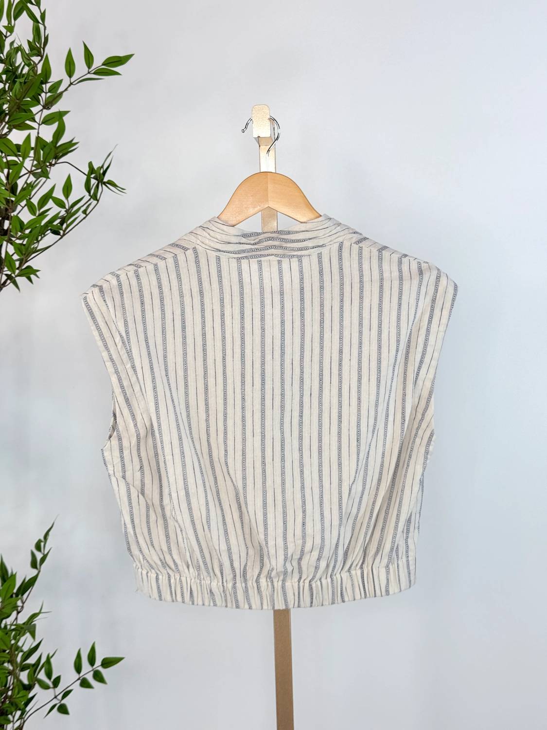 The Korner - Quiet Charm Top