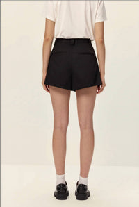 Elodie - Valeska Short With Side Seam Pockets