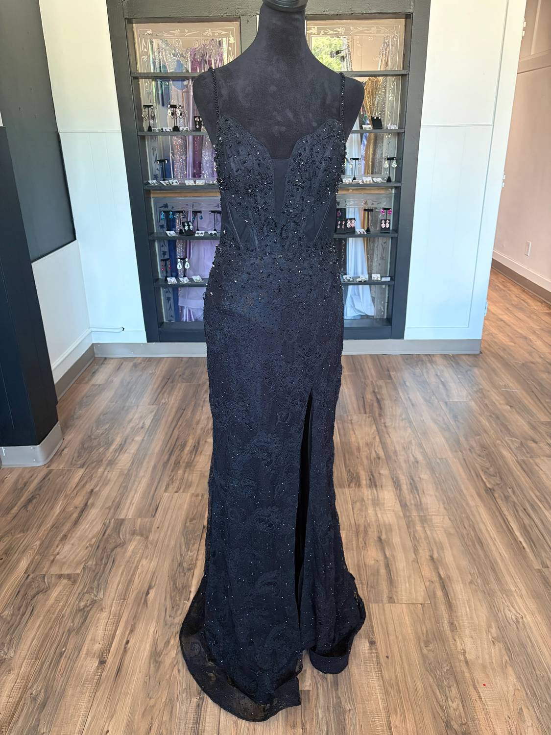 Jovani - Women's Long Floral Beaded Lace Dress