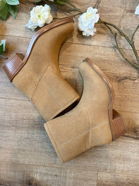 Mia - Women's Dagny Boot