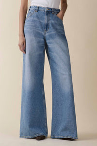 Jeanerica Alfama High Rise Wide Leg Jeans in light vintage - women's jeans