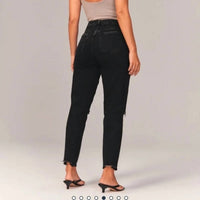 Abercrombie & Fitch - Curve Love High Rise Mom Jeans